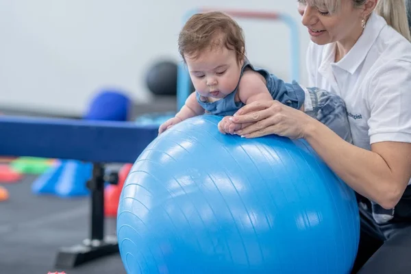 Fisioterapi Tumbuh Kembang Anak - Kedota Physiotherapy Malang Surabaya Sidoarjo Solo